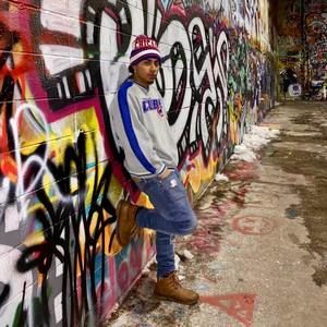 Meet your Posher, Adrian